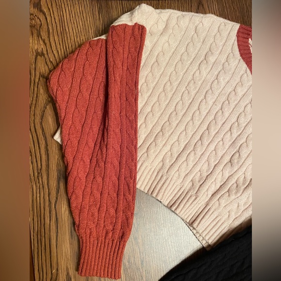 Multi Color Crop Sweater - Picture 2 of 4